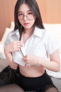 PhotoChips-Vol-117-No-3-Baebae-베베-0000-4077724766